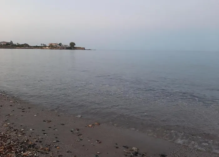 Panagiotas House * 莫奈姆瓦夏