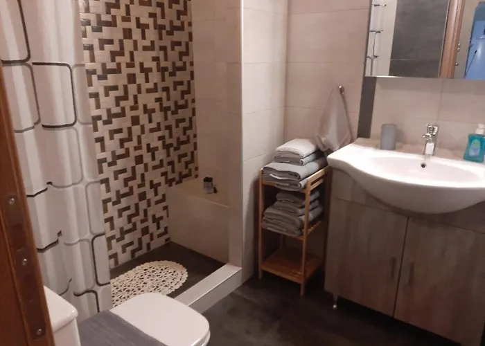 Panagiotas House 莫奈姆瓦夏